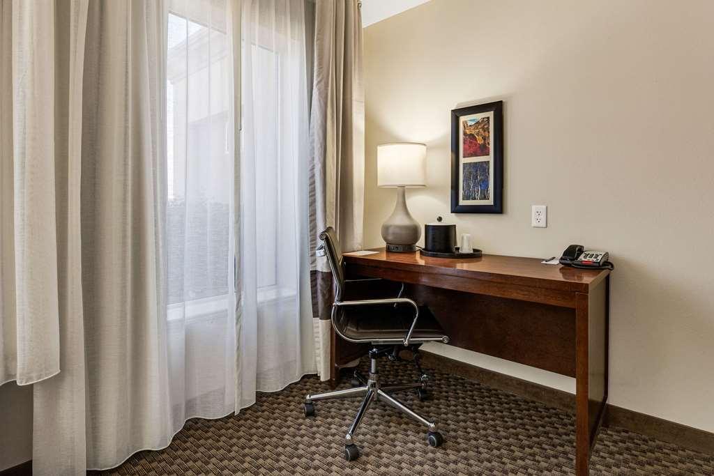 Comfort Inn & Suites Logan Near University Quarto foto